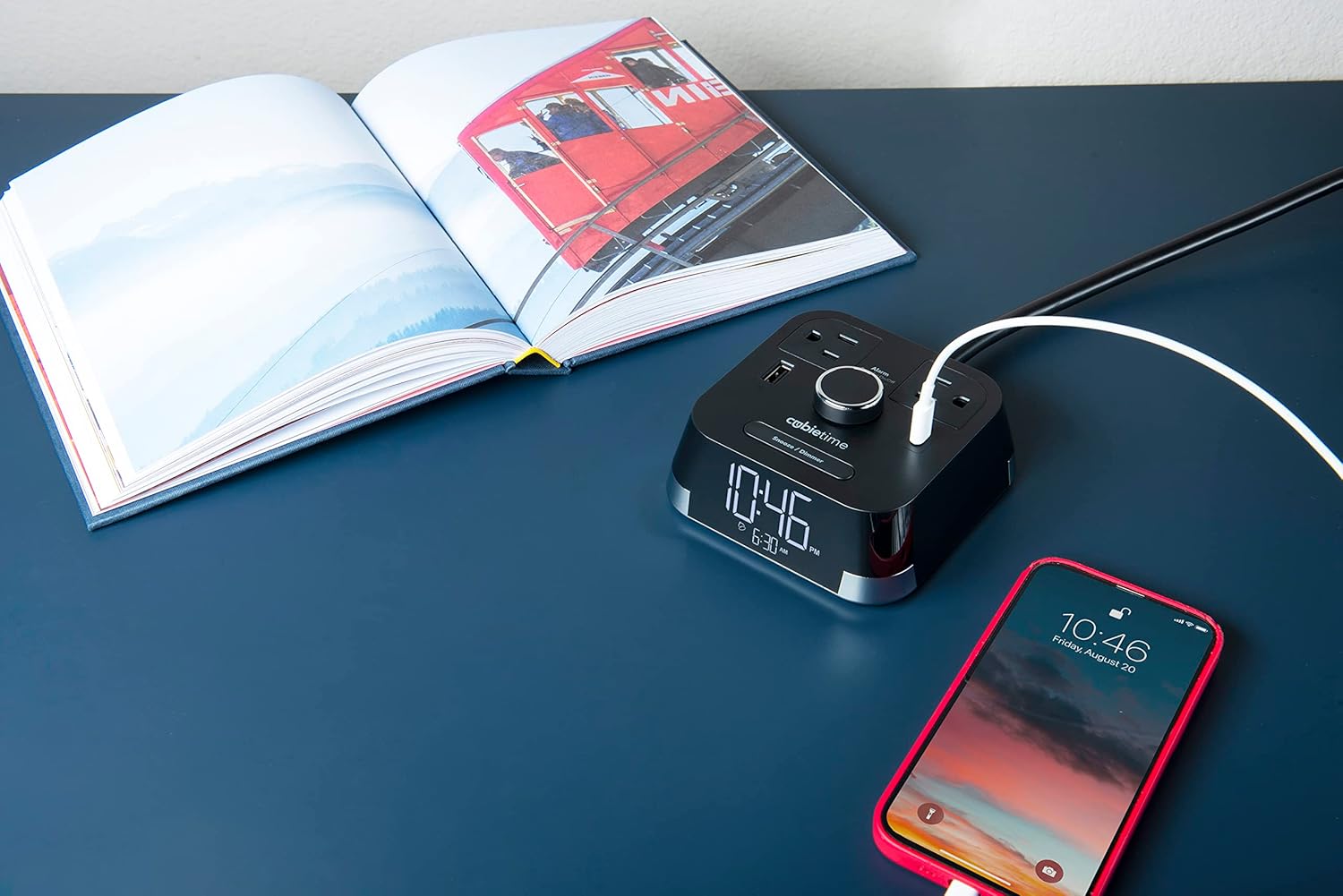 ALARM CLOCK & CHARGING STATION