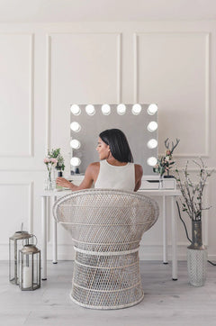 ReignCharm Kelly Vanity Mirror with BT Speakers